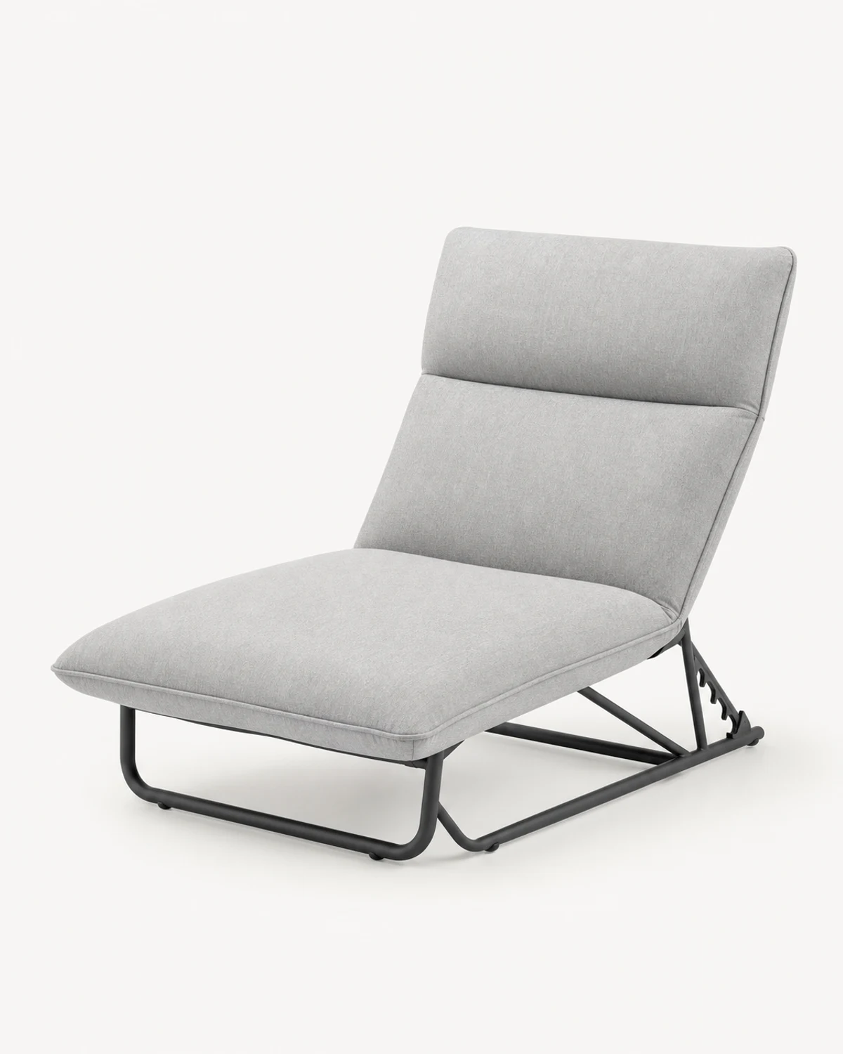 NEST LOUNGER product image