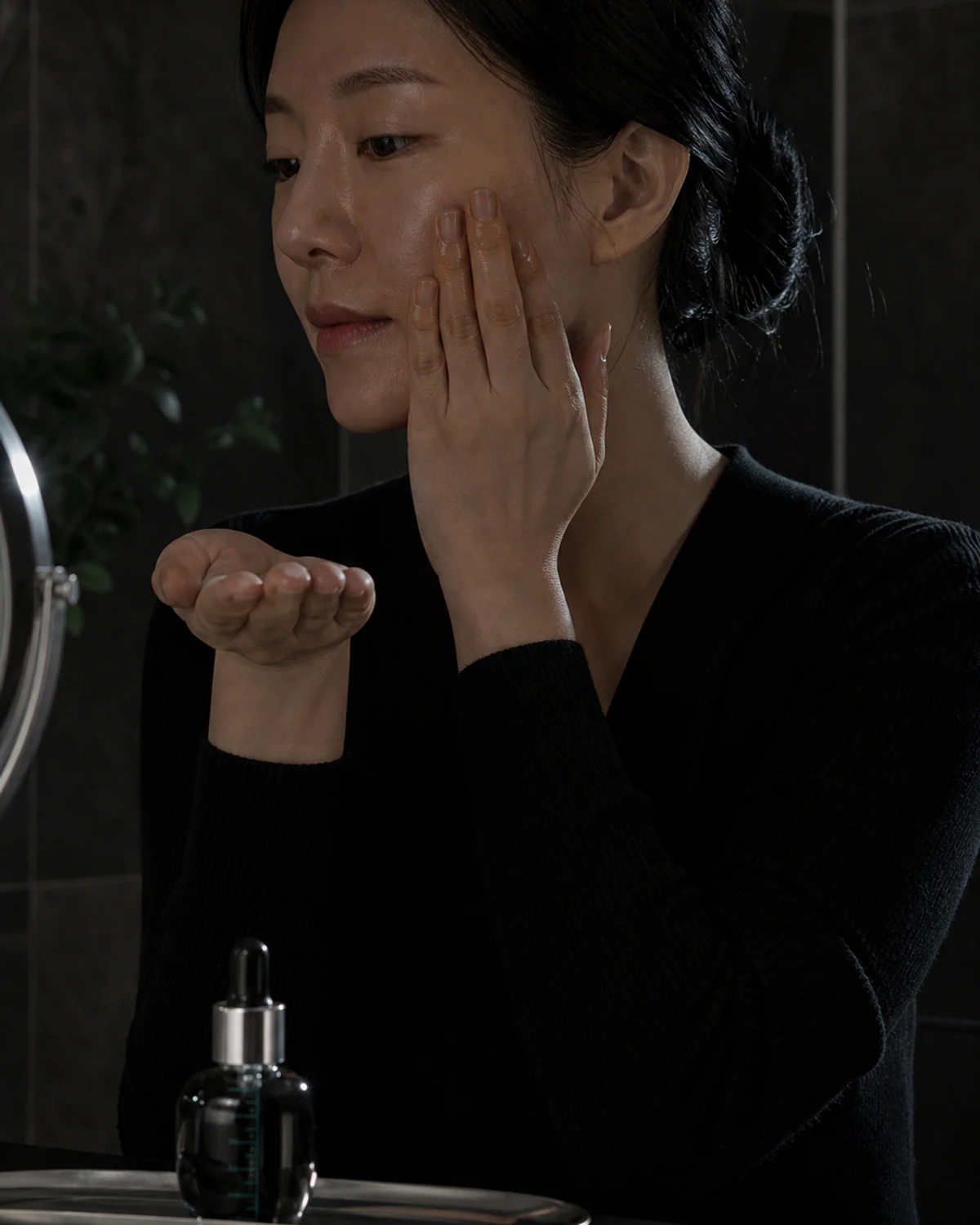 Low-light SEREVA usage campaign with visible skin texture
